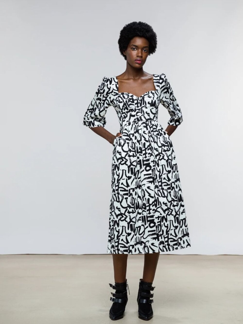 Onirik Suzan Dress
